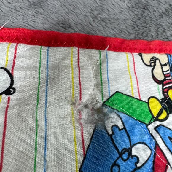 Vintage 80s Peanuts Snoopy And Friends Quilted Baby Crib Blanket 52x44 ABC Block - Picture 3 of 7